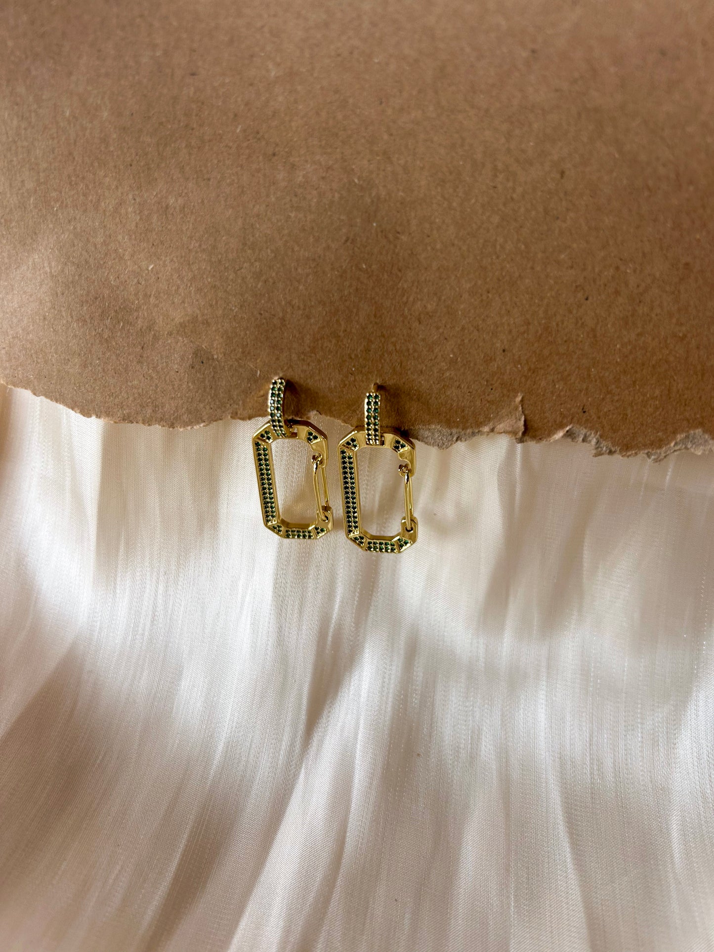 Oorbellen goudkleurig -golden glow- Groen