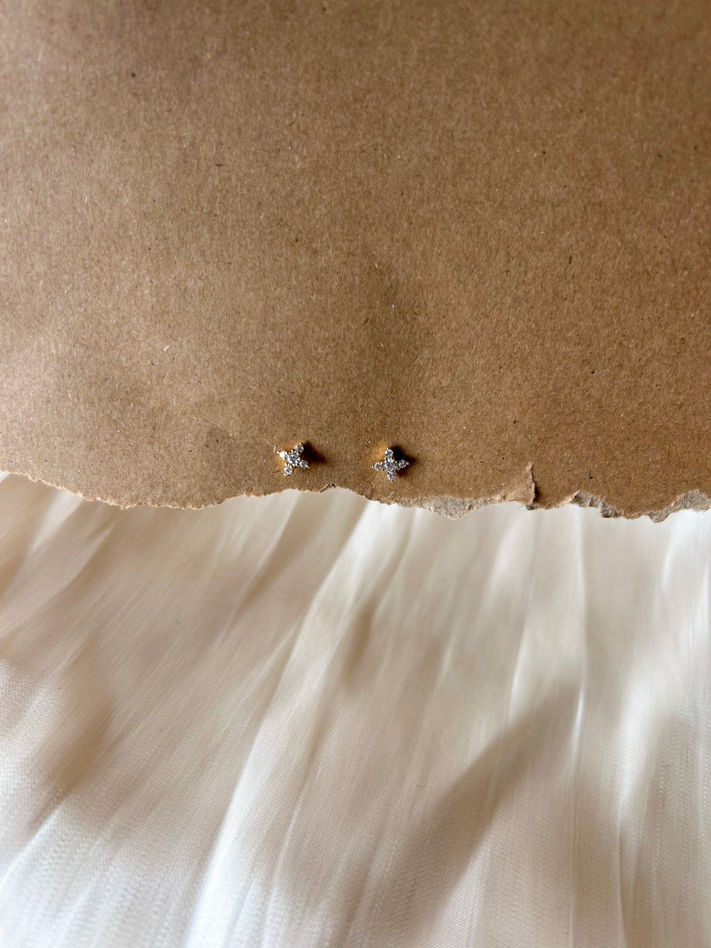 Oorbellen goudkleurig -Golden star